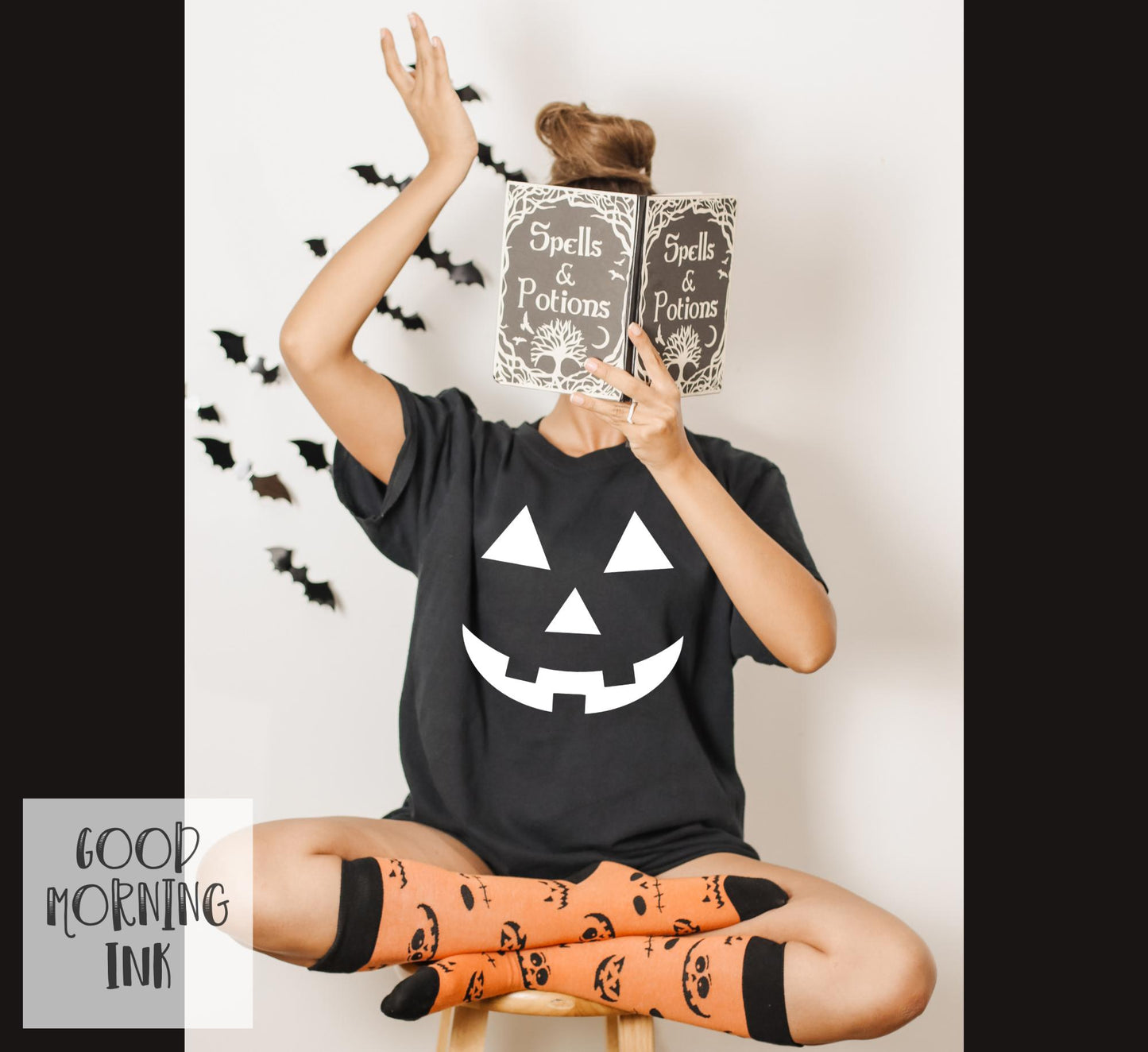 Pumpkin Face (WHITE)